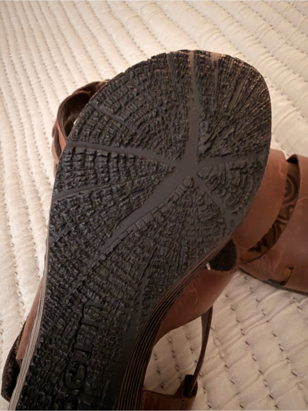 Born Brown Leather Multi-Strap Women’s Sandals - Picture 3 of 3
